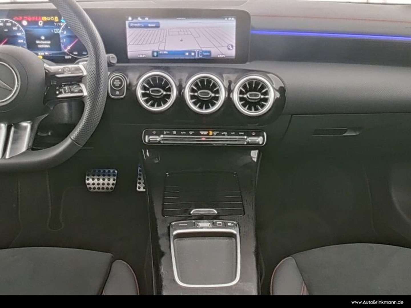 Mercedes CLA Shooting Break 200 AMG-LINE - 2025 - Joinsteer - #4