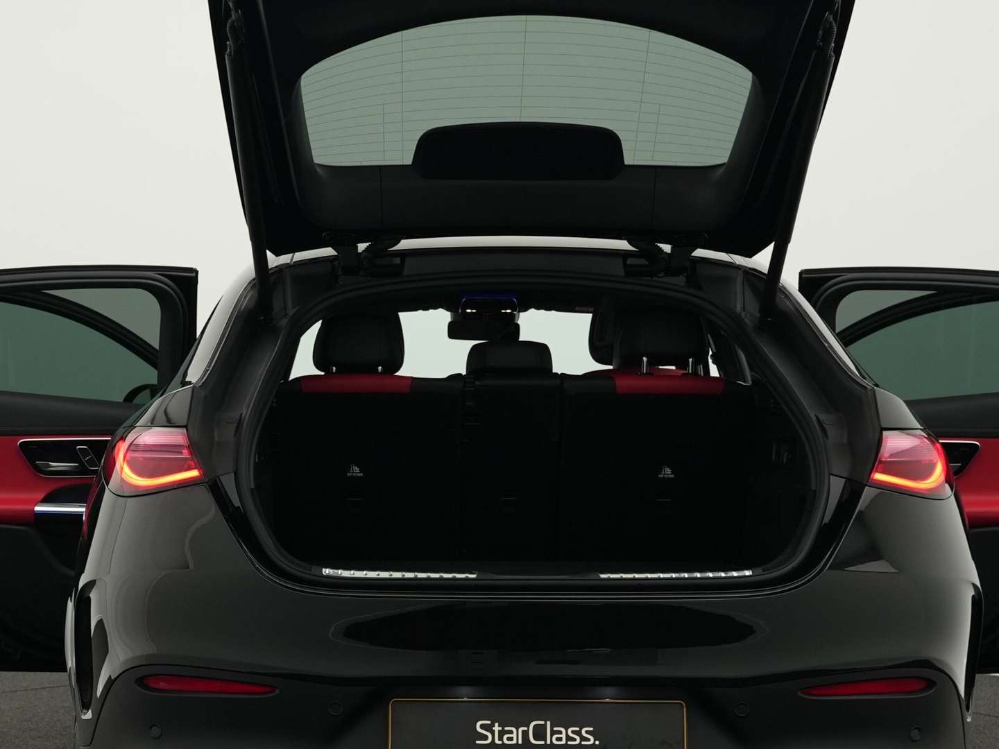 Mercedes GLC Coupé 200 Night Edition - 2025 - Joinsteer - #17