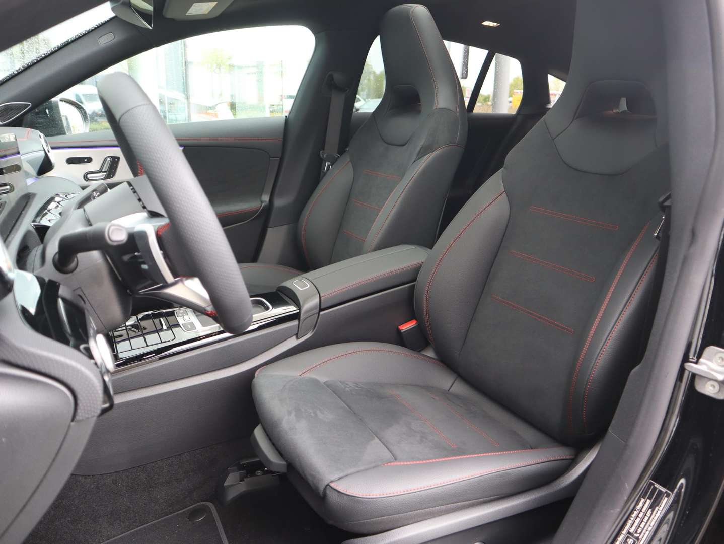 Mercedes CLA Shooting Break 180 Business - 2025 - Joinsteer - #17