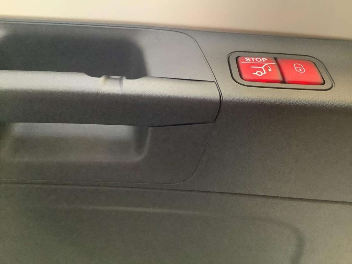 Mercedes EQB 300 Night Edition - 2024 - Joinsteer - #16