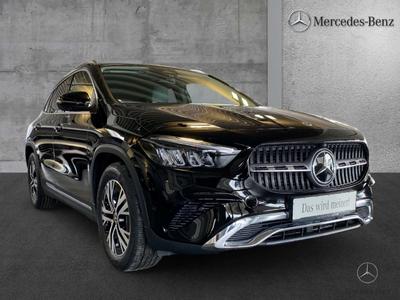 Mercedes GLA 180 Progressive Line