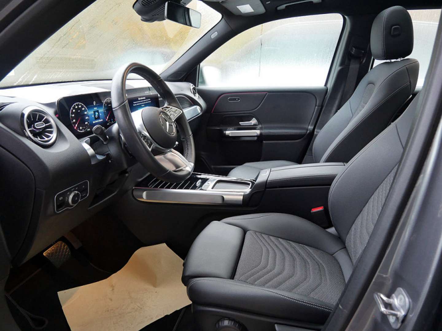 Mercedes GLB 200 Progressive - 2025 - Joinsteer - #13