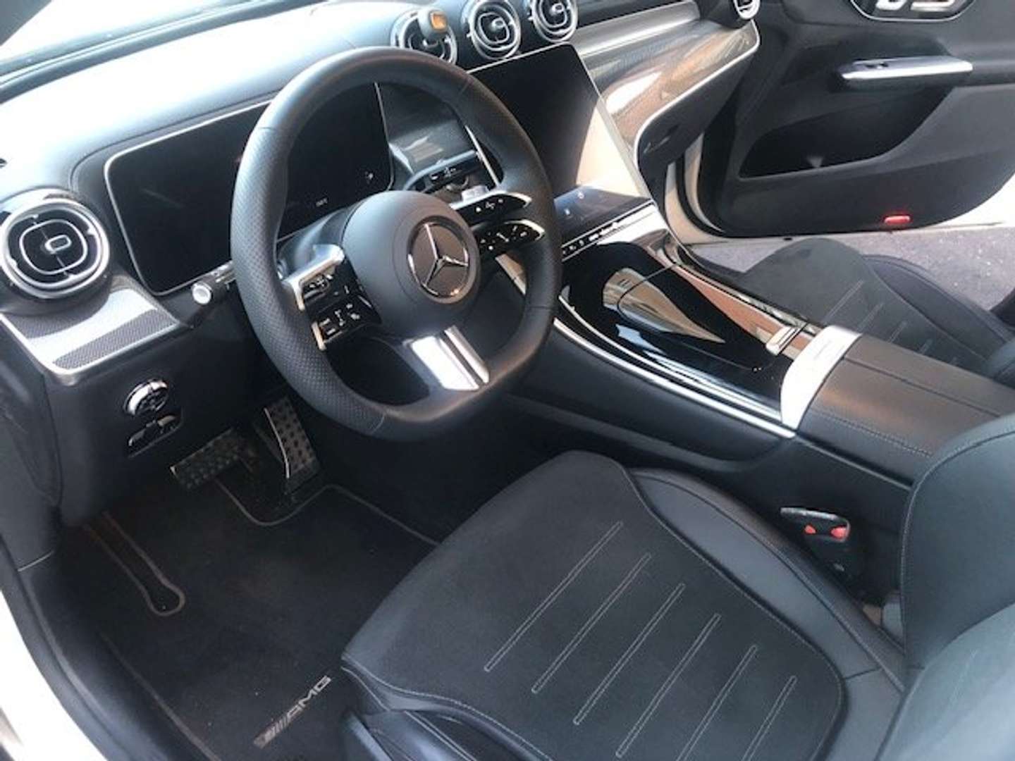 Mercedes GLC Coupé 300 De AMG Premium Plus - 2023 - Joinsteer - #8