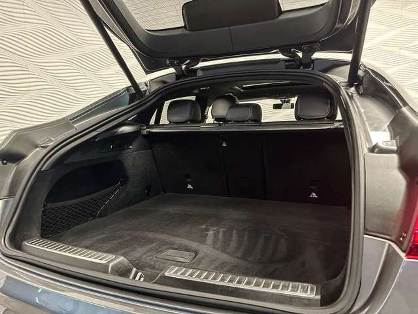 Mercedes GLC Coupé 300 Night Edition - 2023 - Joinsteer - #37