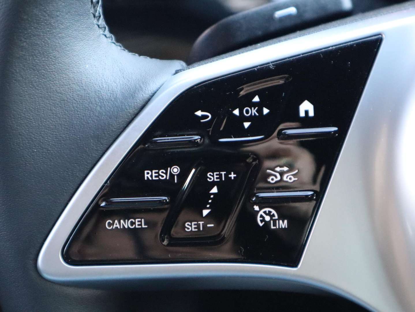 Mercedes CLA Shooting Break 180 Star Edition - 2025 - Joinsteer - #15