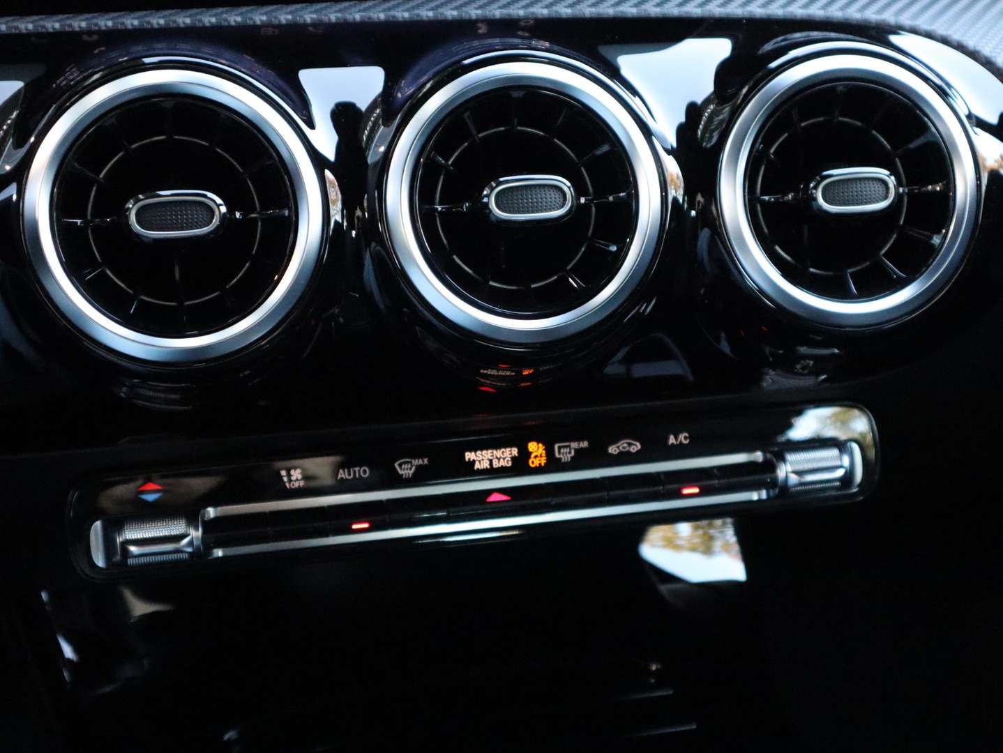 Mercedes CLA Shooting Break 180 Star Edition - 2025 - Joinsteer - #24