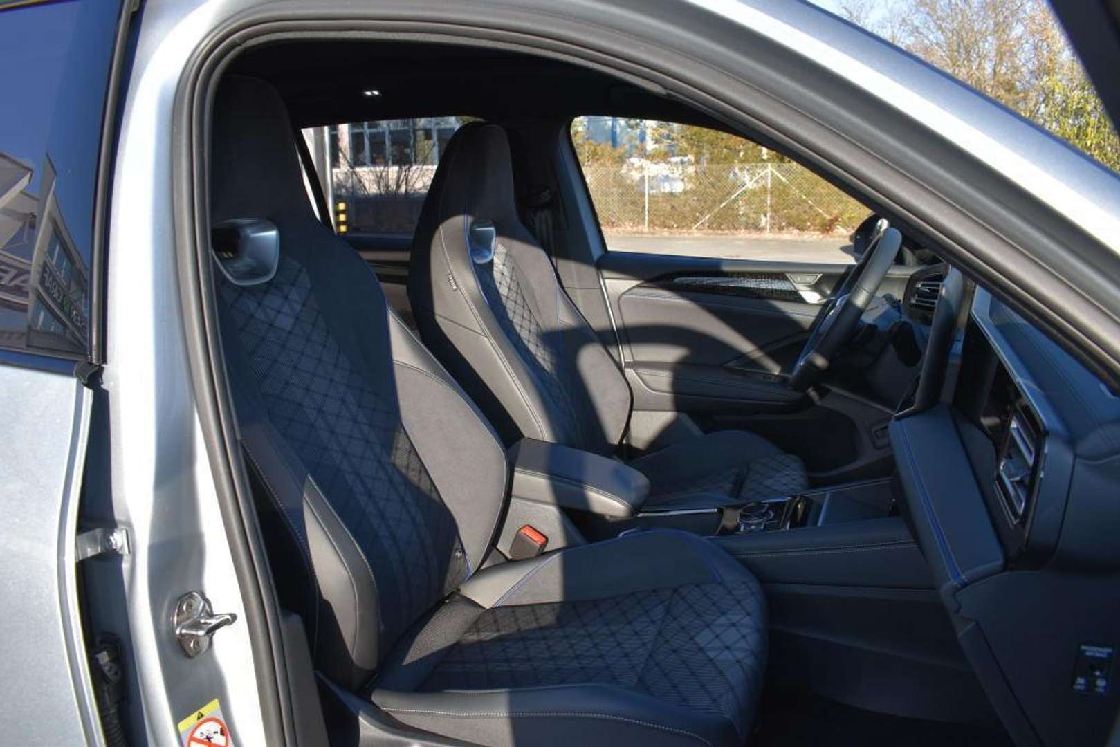 Volkswagen TIGUAN TDI 4Motion R-Line - 2024 - Joinsteer - #5