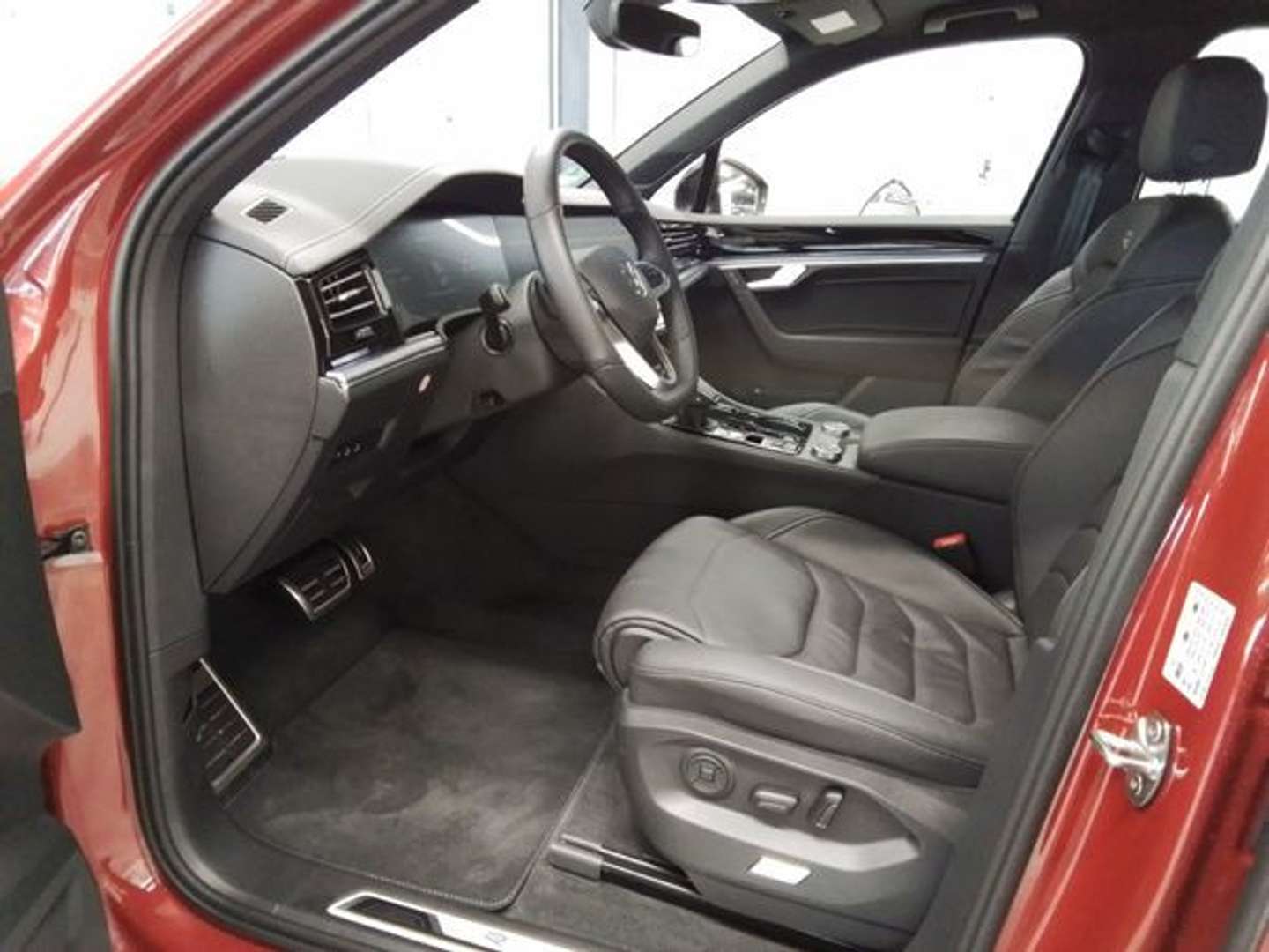 Volkswagen Touareg R-Line - 2025 - Joinsteer - #3