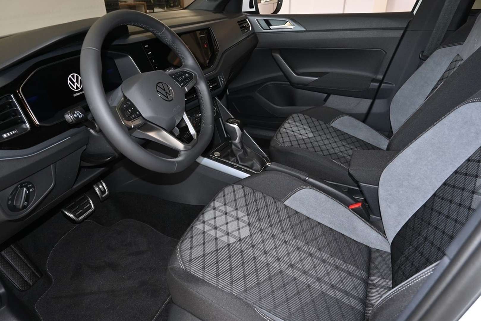 Volkswagen Taigo R-Line - 2025 - Joinsteer - #7