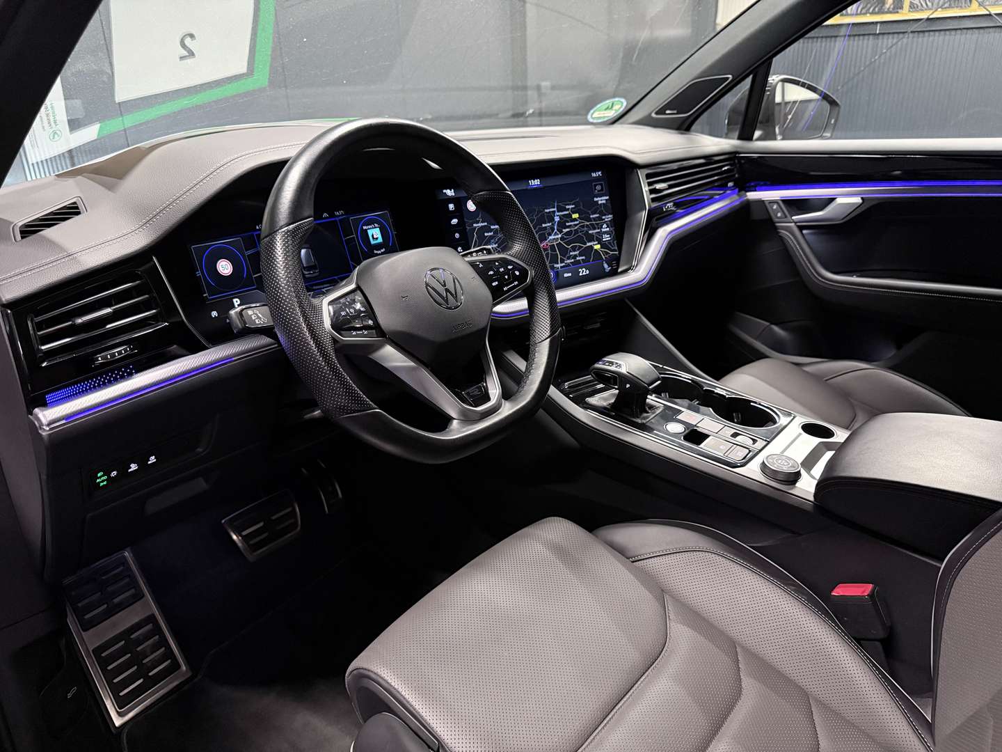 Volkswagen Touareg 4Motion R-Line - 2023 - Joinsteer - #17
