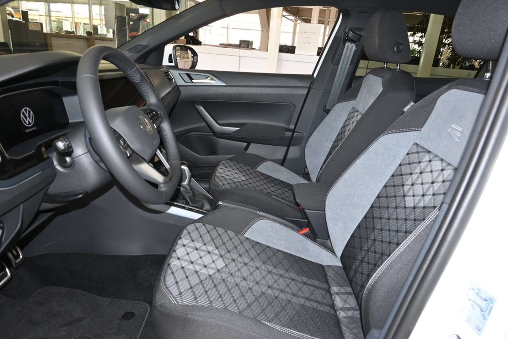 Volkswagen Taigo R-Line - 2025 - Joinsteer - #8
