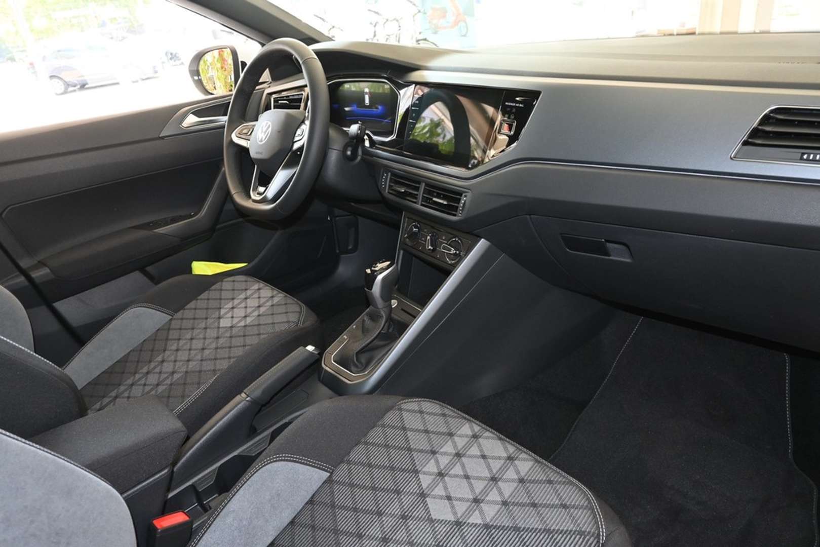 Volkswagen Taigo R-Line - 2025 - Joinsteer - #10