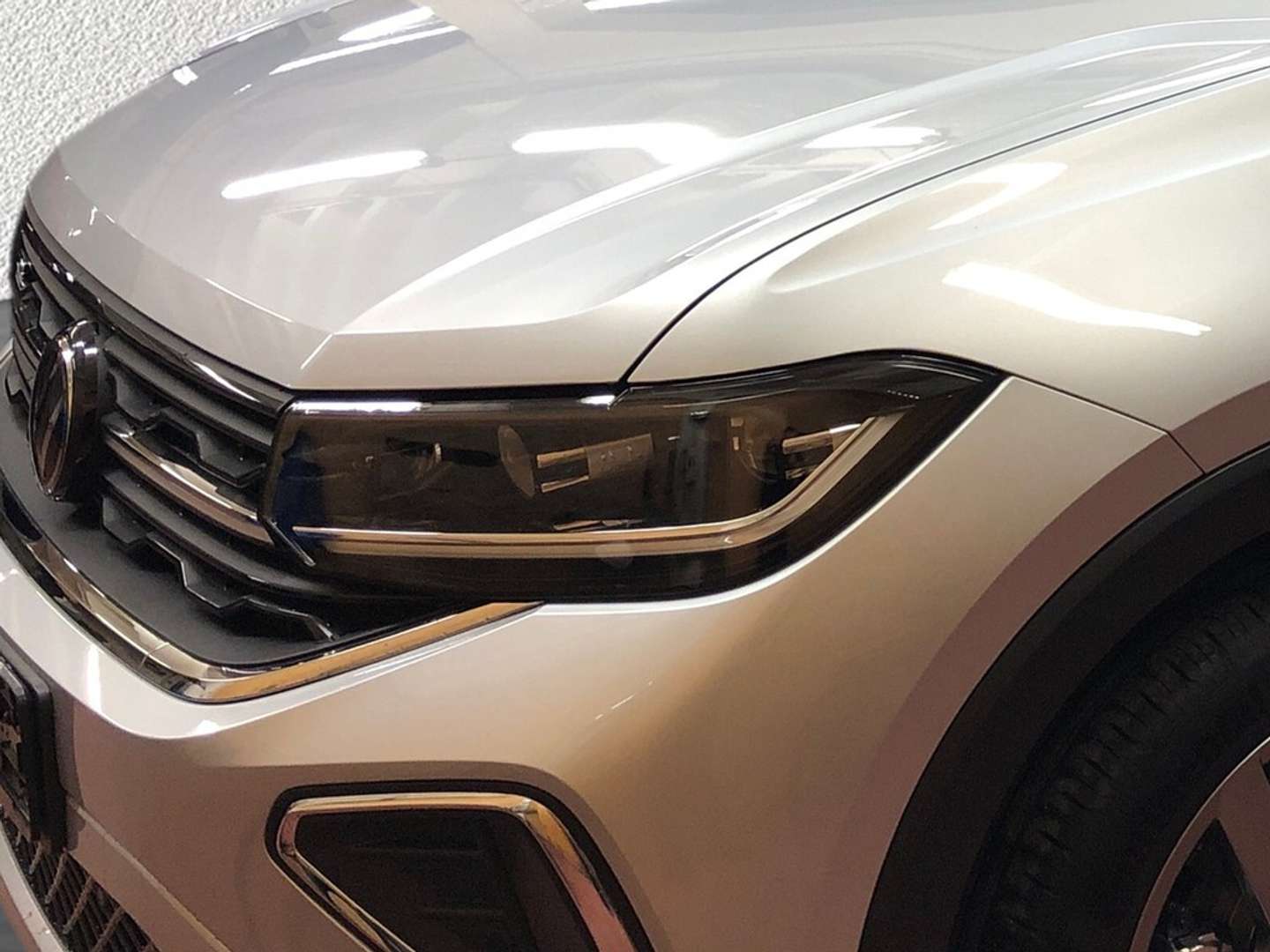 Volkswagen T-CROSS R-Line - 2025 - Joinsteer - #4