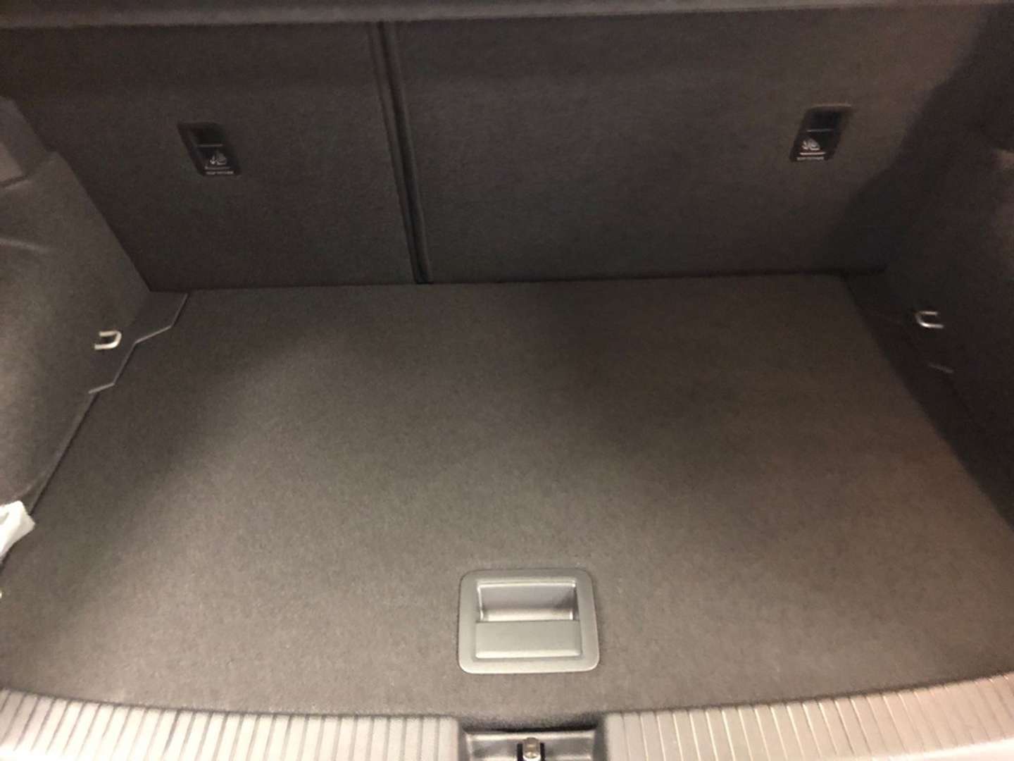 Volkswagen T-CROSS R-Line - 2025 - Joinsteer - #5