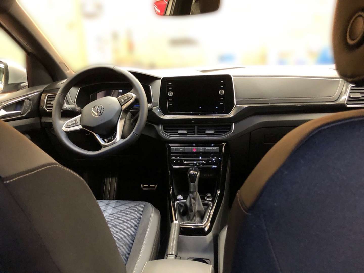 Volkswagen T-CROSS R-Line - 2025 - Joinsteer - #6