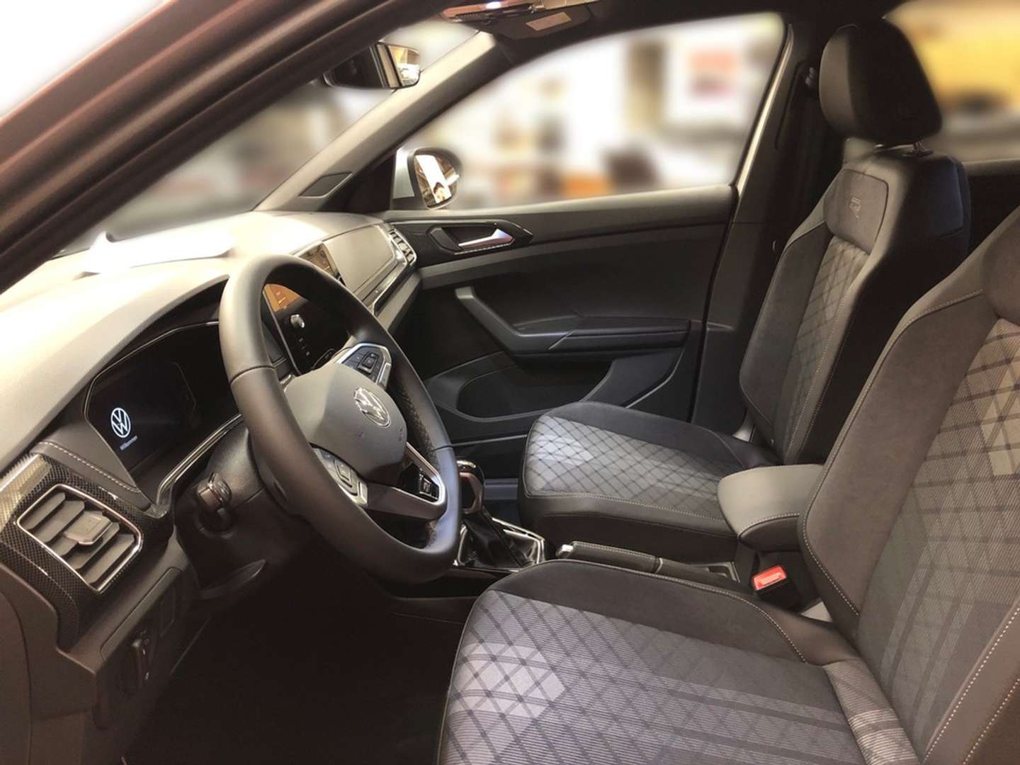 Volkswagen T-CROSS R-Line - 2025 - Joinsteer - #8