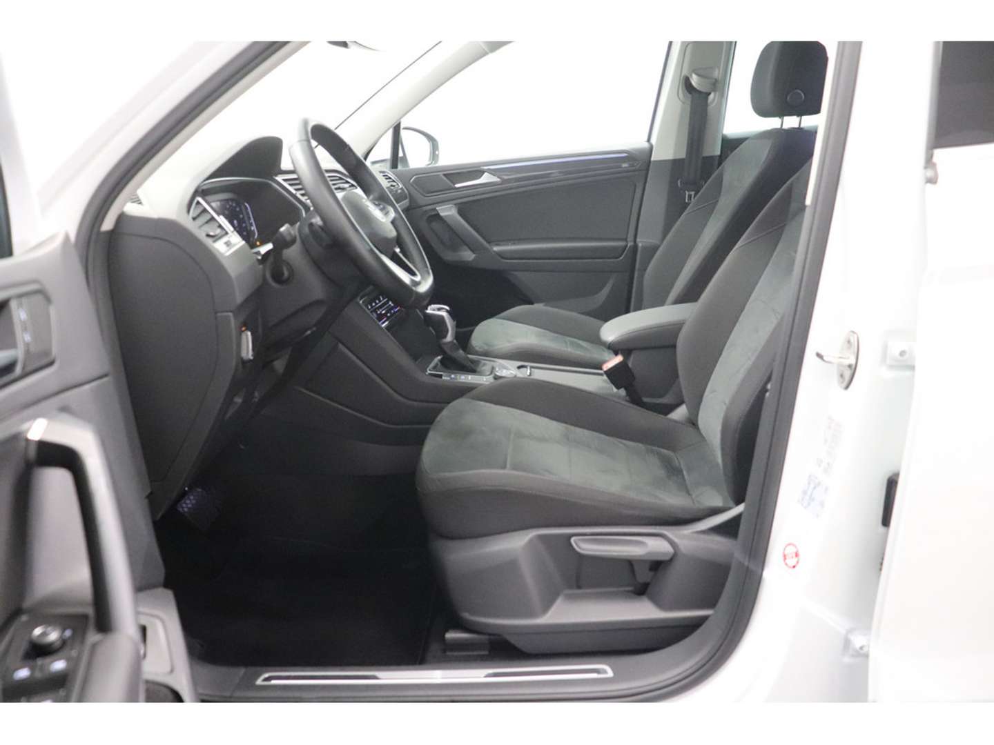 Volkswagen TIGUAN TDI 4Motion Elegance - 2022 - Joinsteer - #9