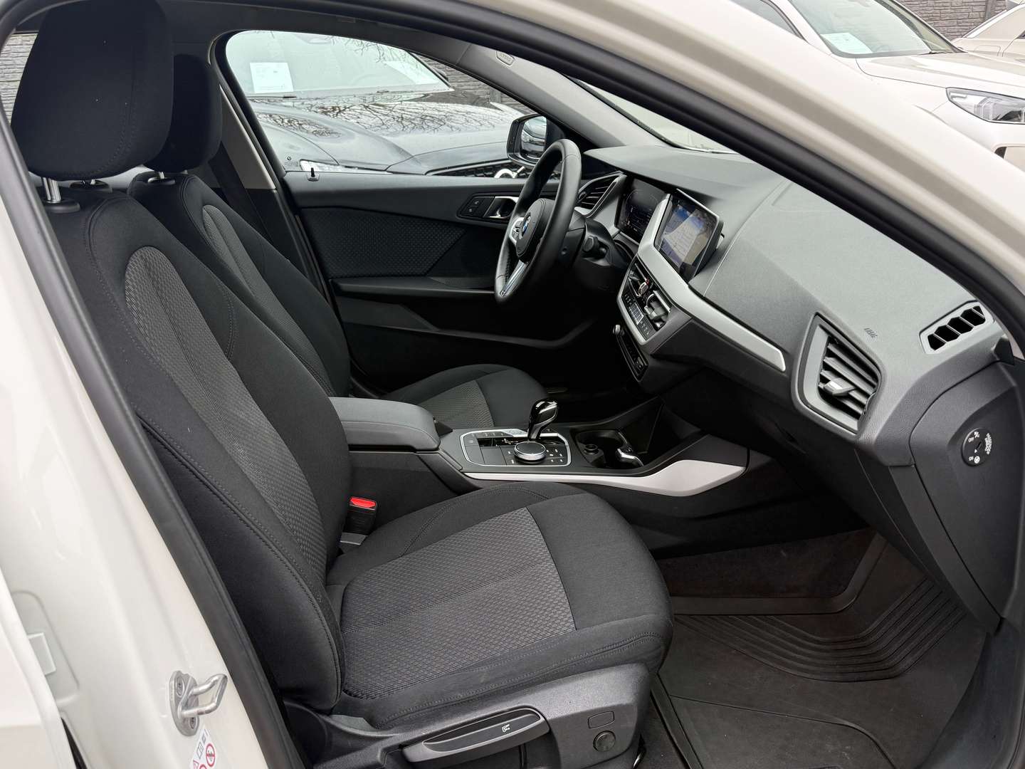 BMW 118i - 2022 - Joinsteer - #6
