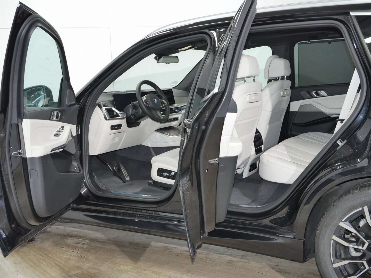 BMW X5 M Sport XDrive50e - 2025 - Joinsteer - #3