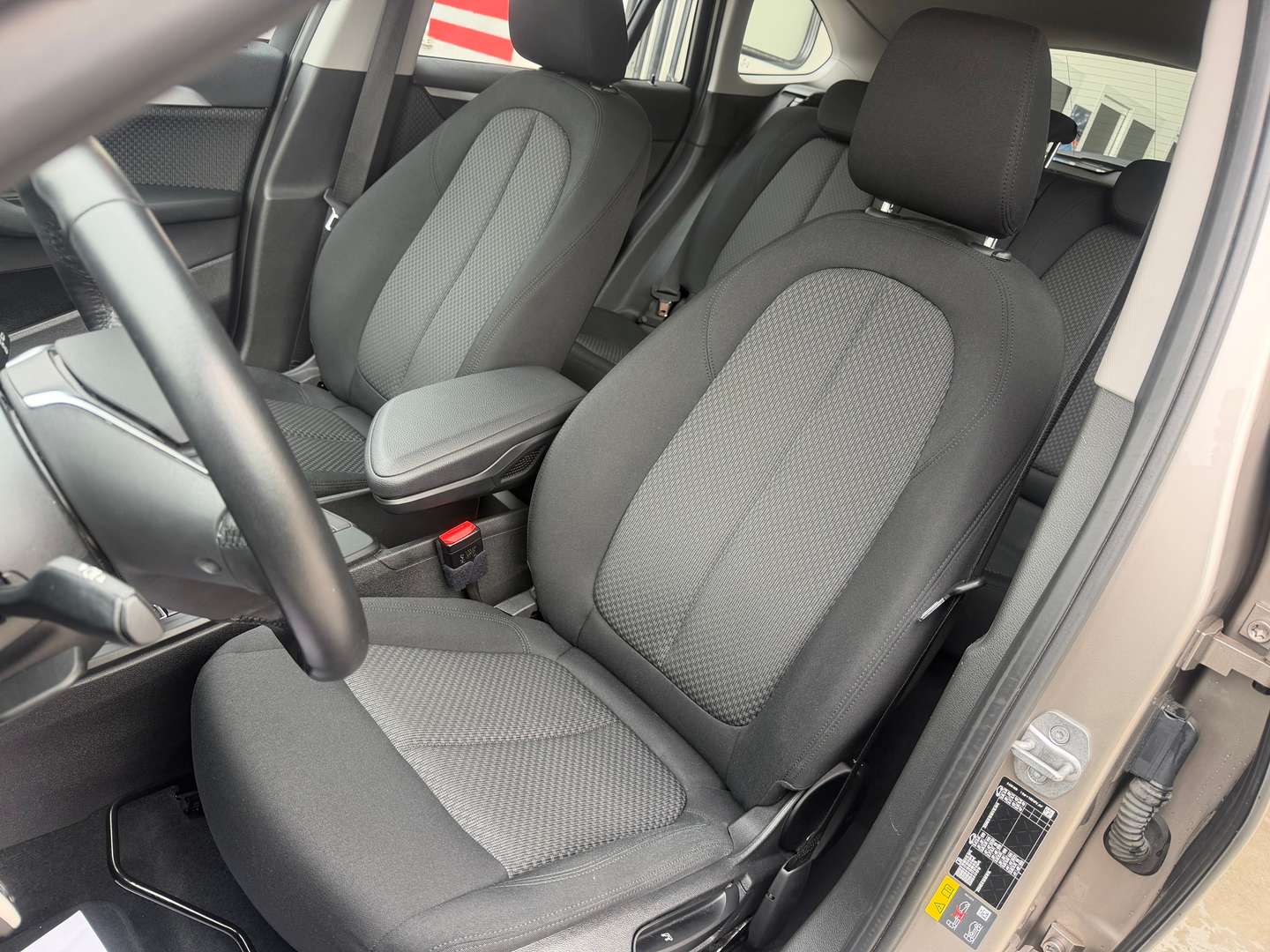 BMW X1 Advantage XDrive25e - 2022 - Joinsteer - #8