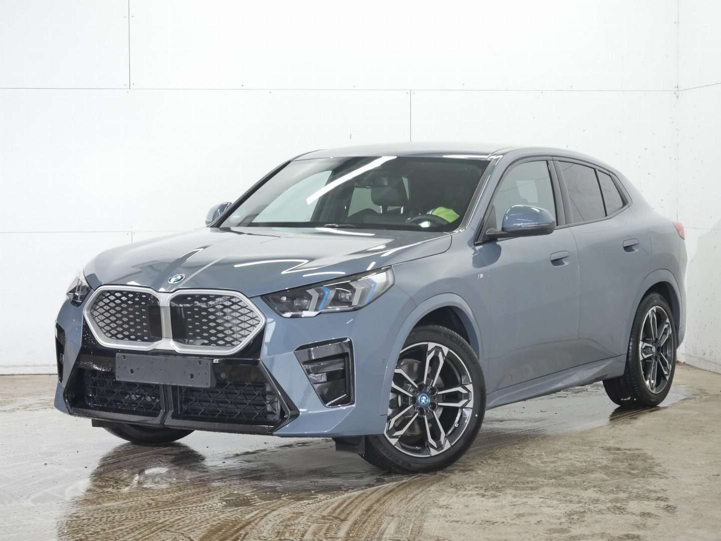 BMW IX2 M Sport XDrive30 - 2025 - Joinsteer - #1