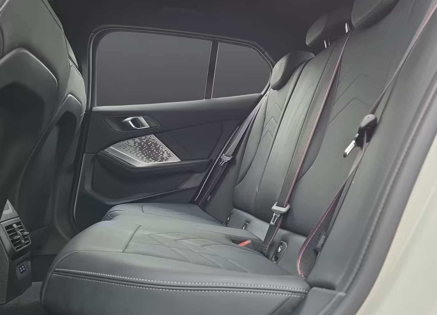 BMW 120i M Sport - 2024 - Joinsteer - #6