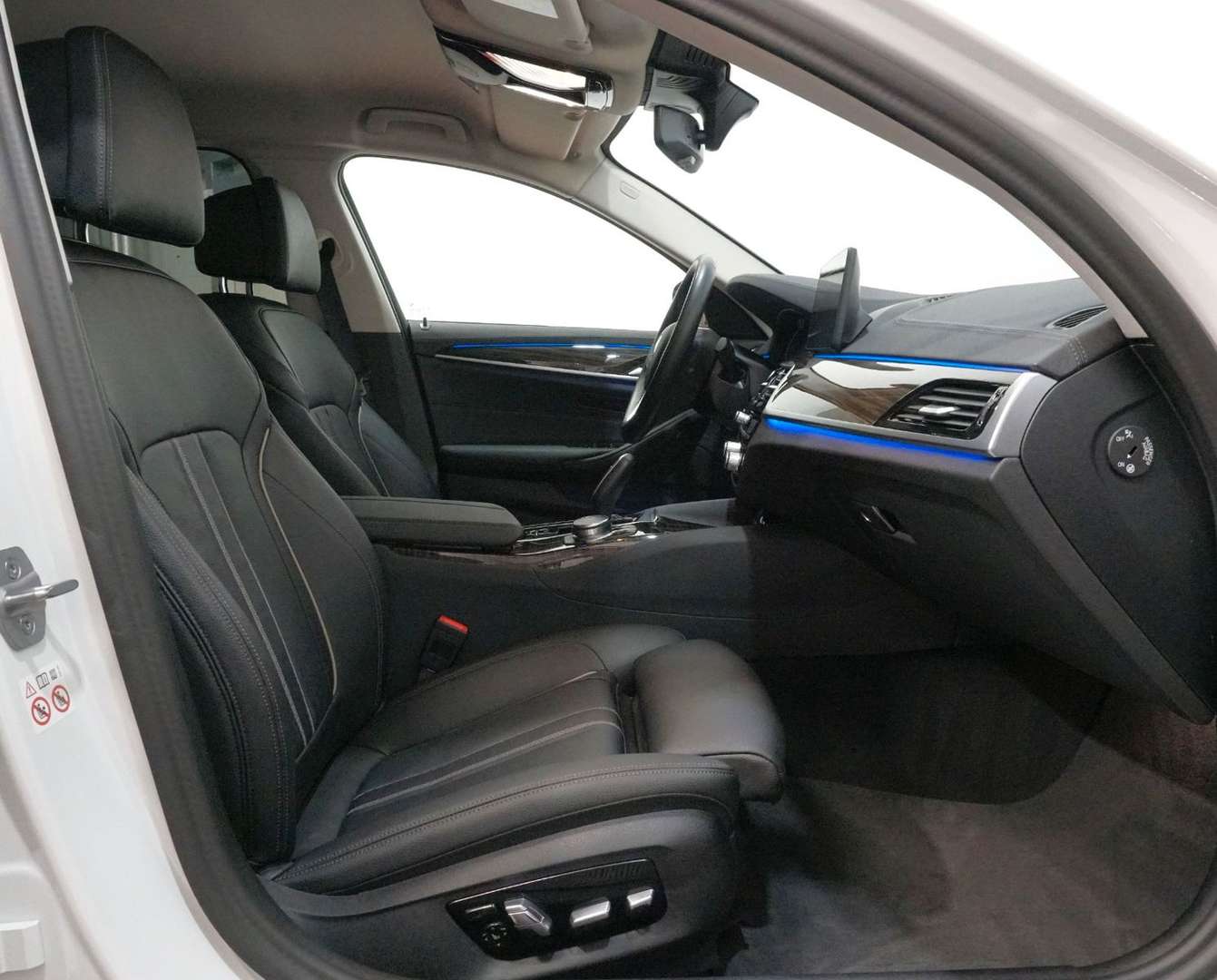 BMW Série 5 Touring Luxury 540d XDrive - 2023 - Joinsteer - #33