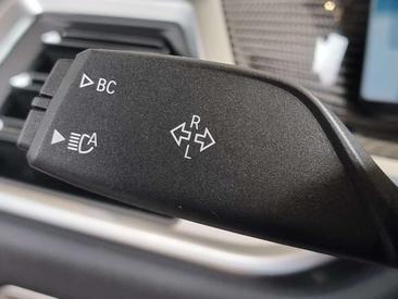 BMW X7 M M60i XDrive — photo 21