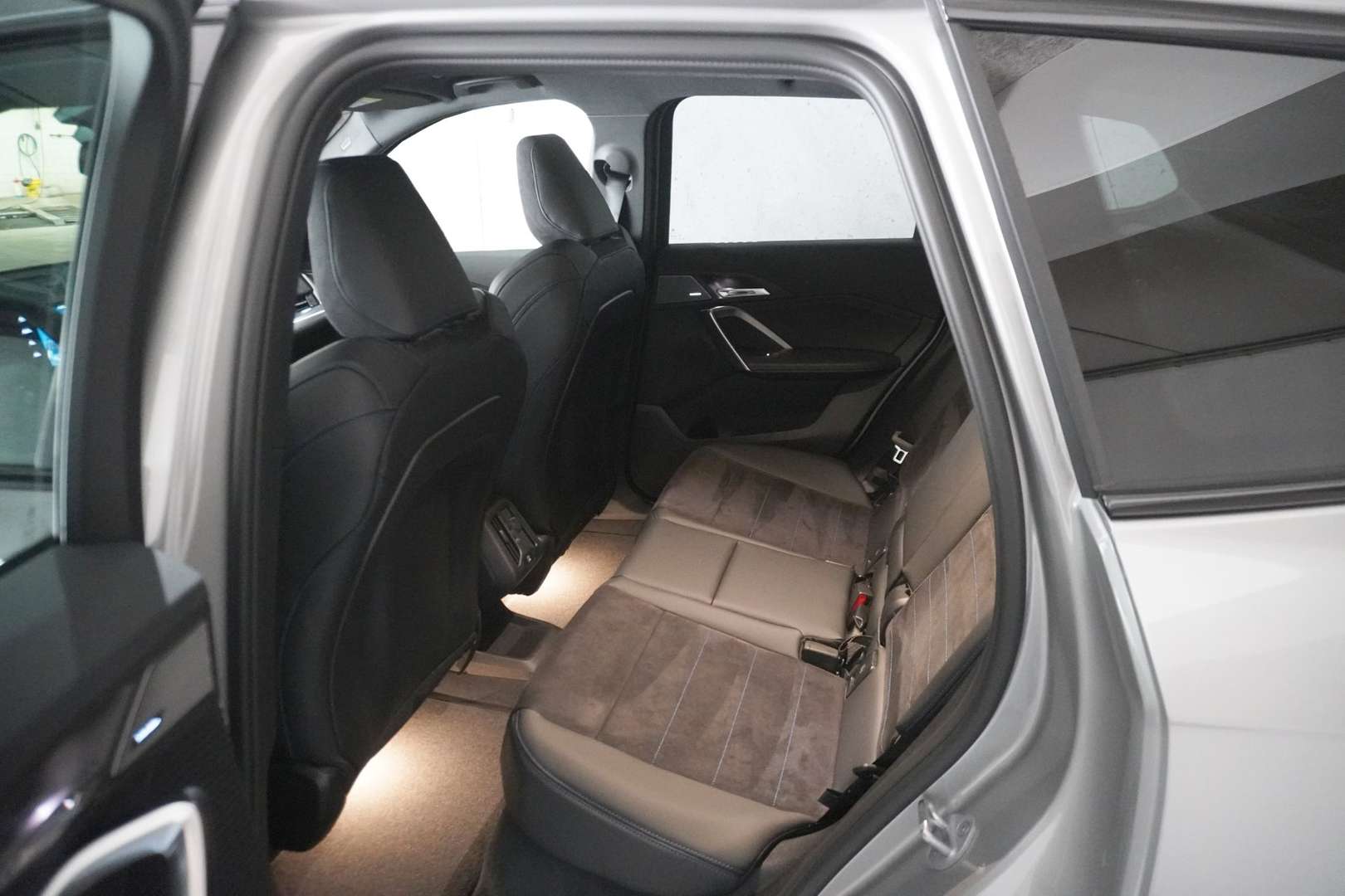 BMW IX1 EDrive20 - 2026 - Joinsteer - #8