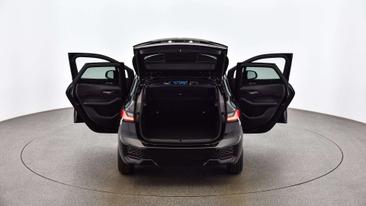 BMW 218d — photo 12