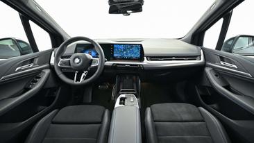 BMW 218d — photo 21