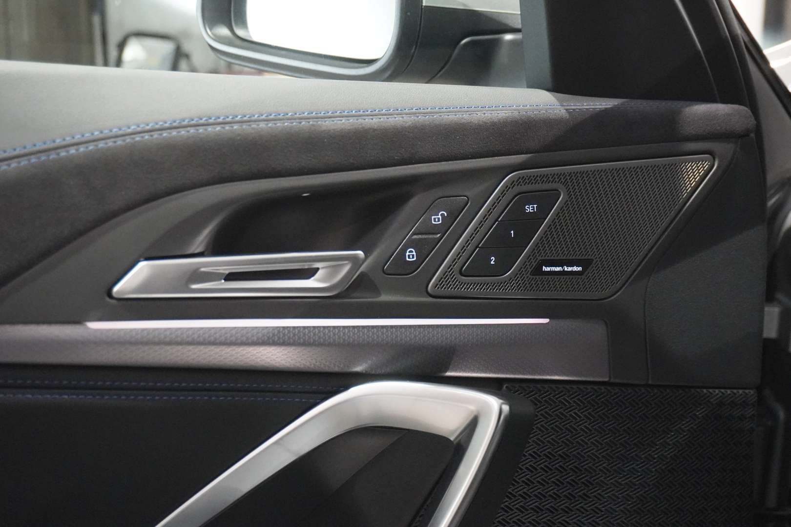 BMW IX1 EDrive20 - 2026 - Joinsteer - #21