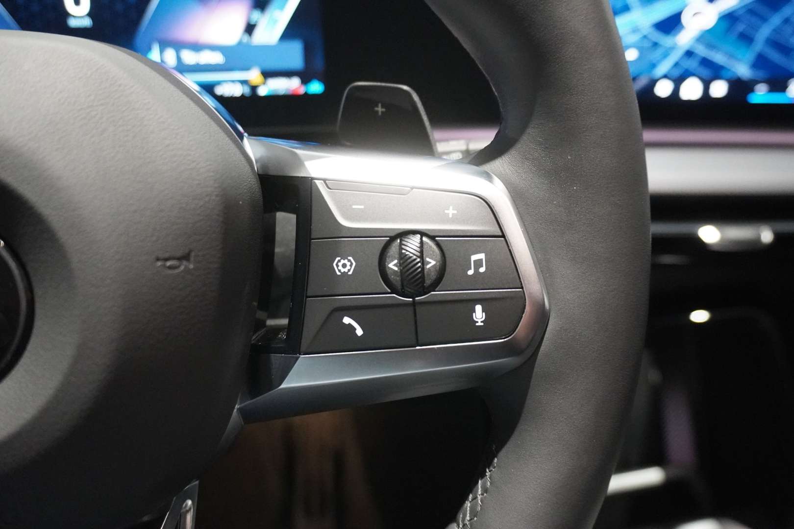 BMW X1 SDrive18d - 2024 - Joinsteer - #16