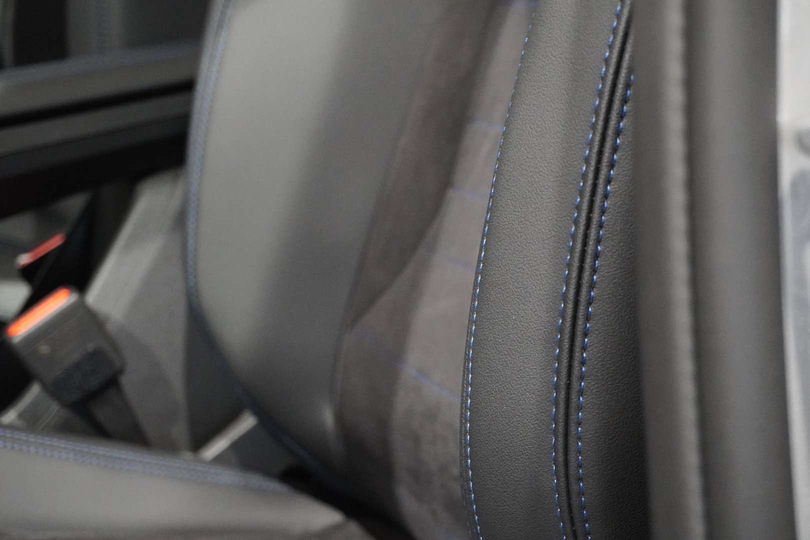 BMW IX1 EDrive20 - 2026 - Joinsteer - #24