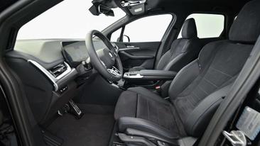 BMW 218d — photo 26