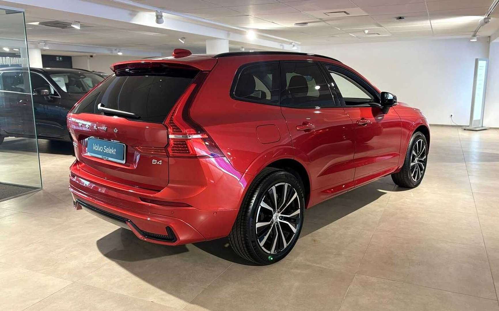 Volvo XC60 B4 Plus - 2023 - Joinsteer - #4