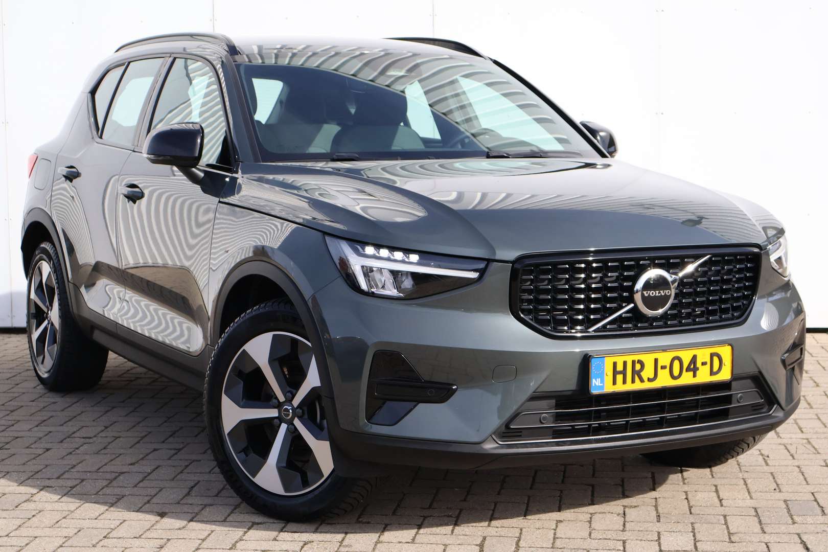 Volvo XC40 B4 Plus - 2025 - Joinsteer - #2