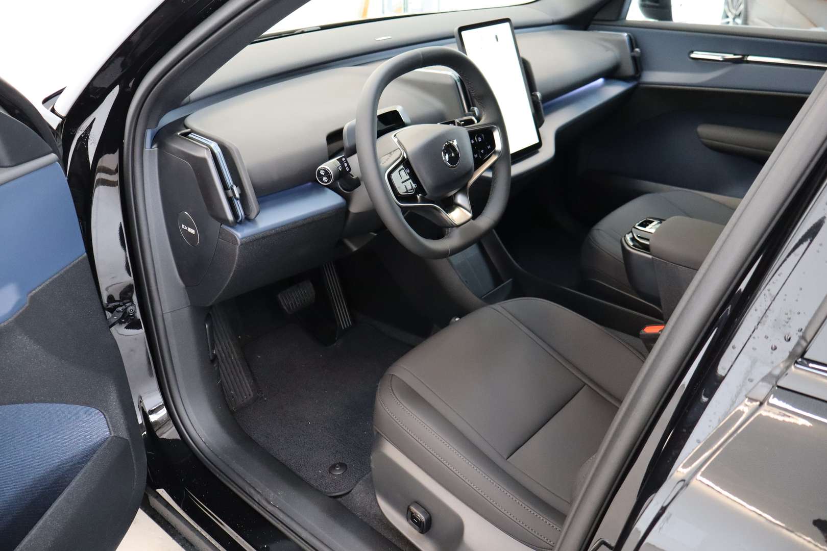 Volvo EX30 Plus - 2025 - Joinsteer - #4