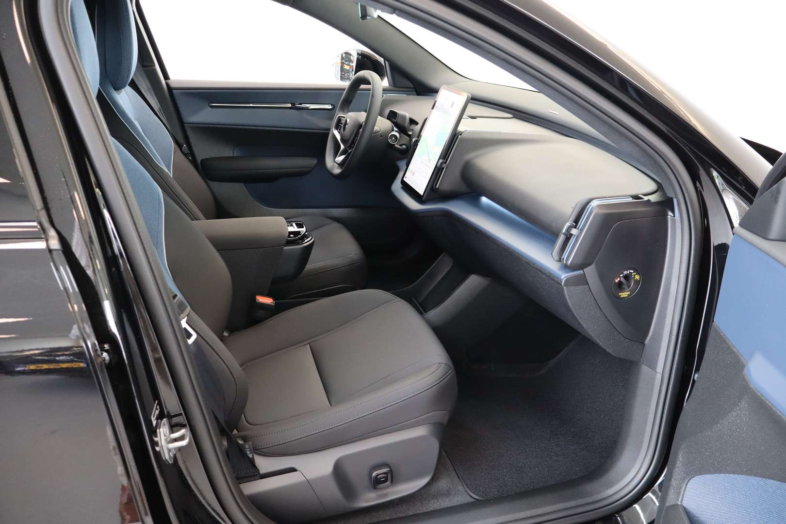 Volvo EX30 Plus - 2025 - Joinsteer - #6