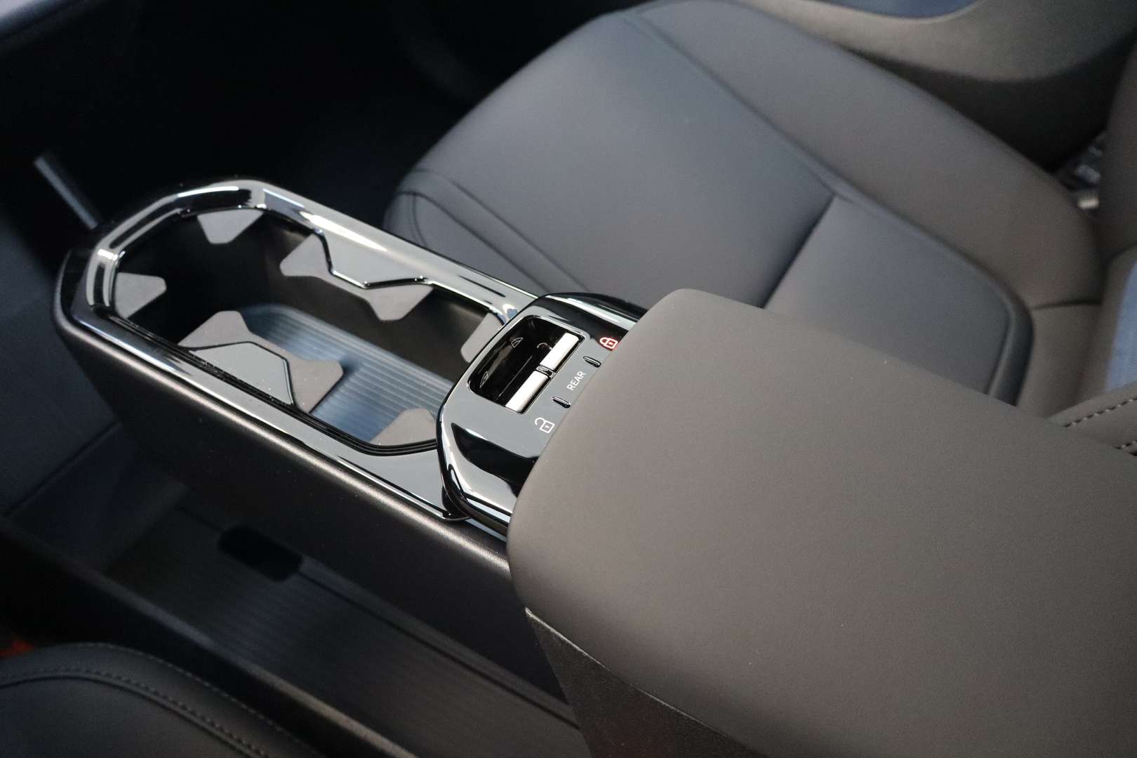 Volvo EX30 Plus - 2025 - Joinsteer - #34