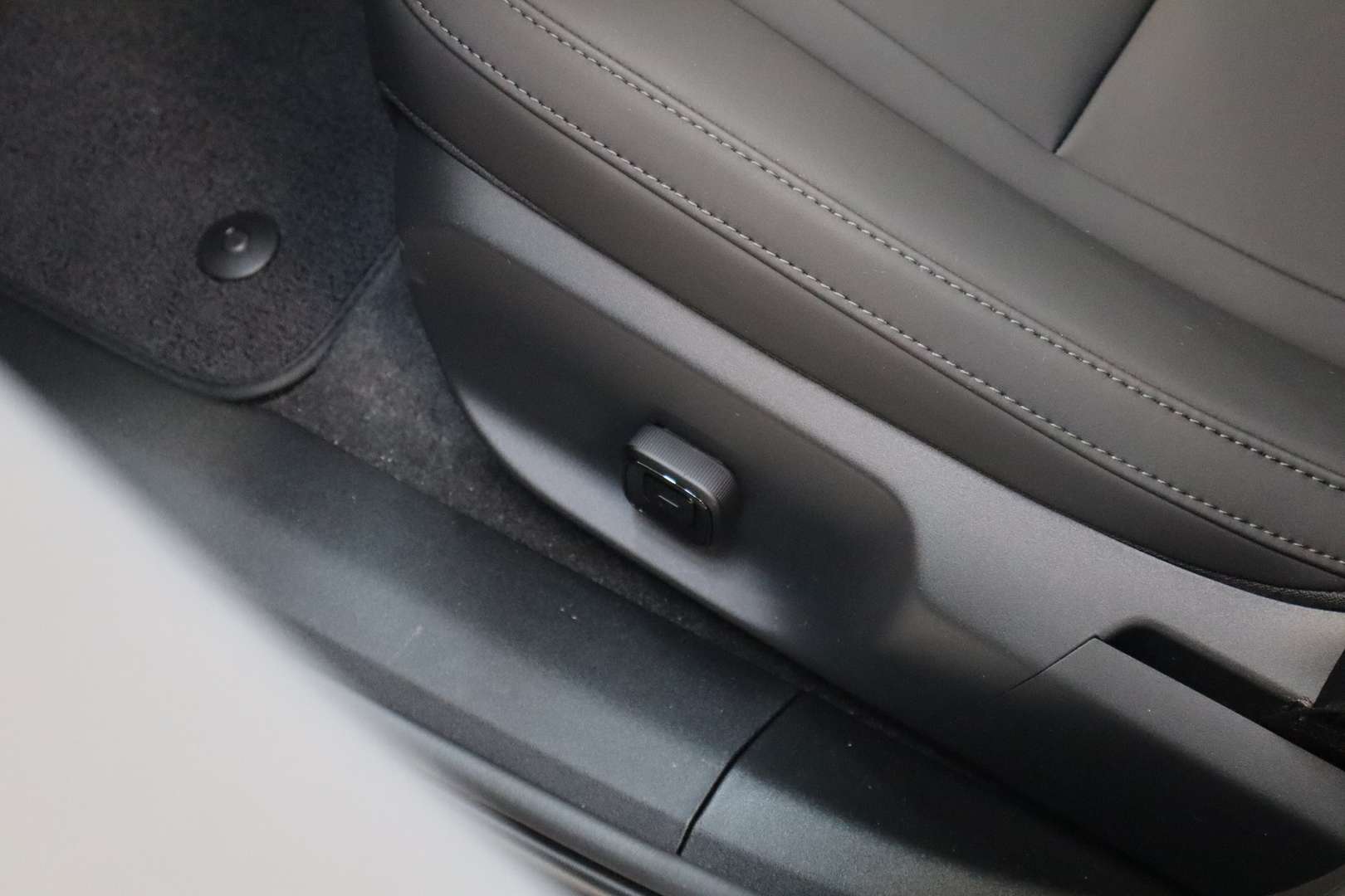 Volvo EX30 Plus - 2025 - Joinsteer - #41