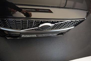 Volvo XC60 B4 R-Design — photo 25