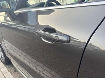 Volvo XC60 T6 Recharge Core — photo 6
