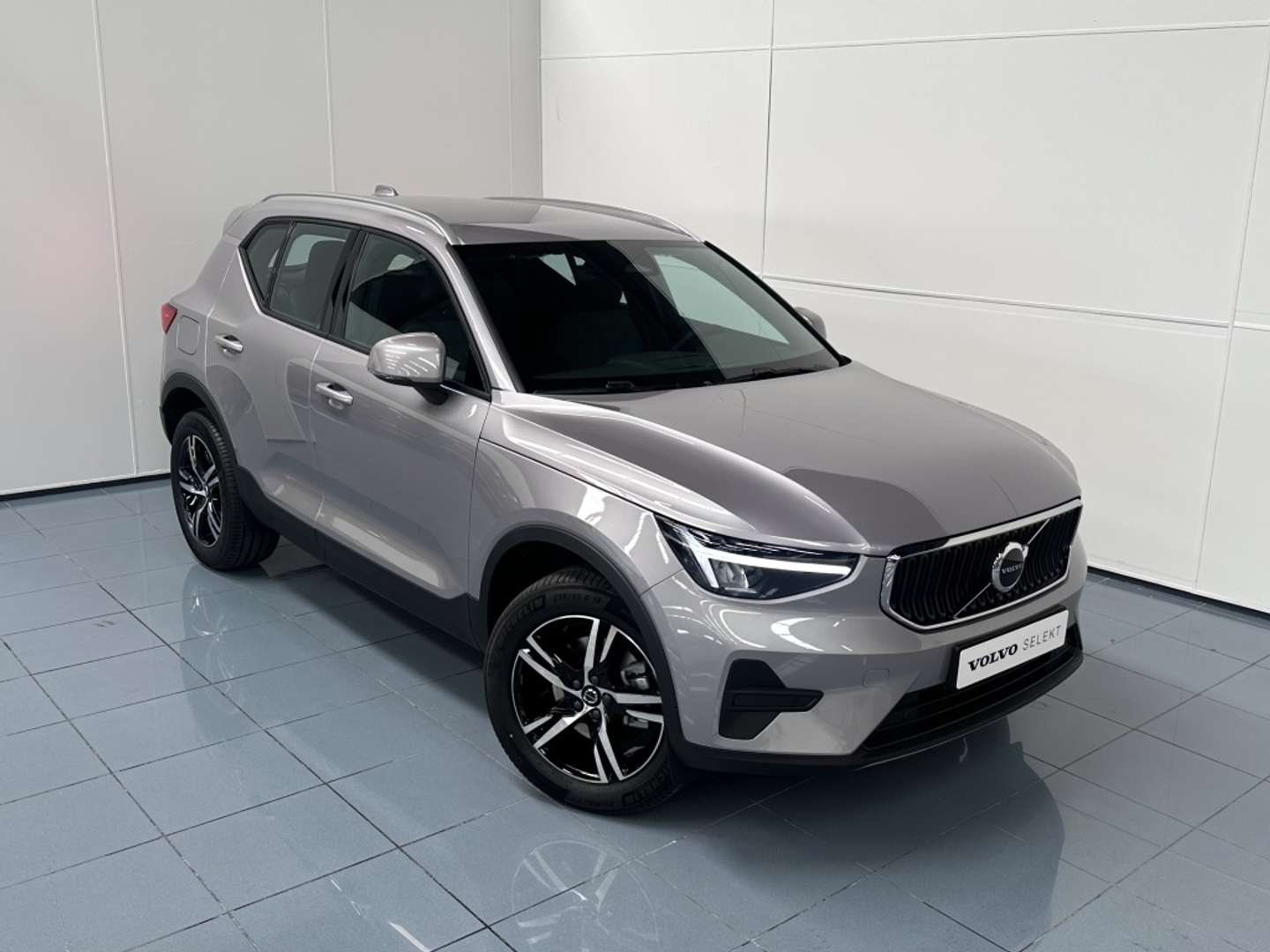 Volvo XC40 B3 Core - 2026 - Joinsteer - #3