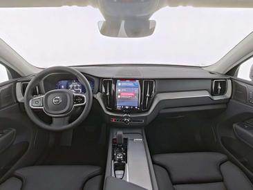 Volvo XC60 — photo 8
