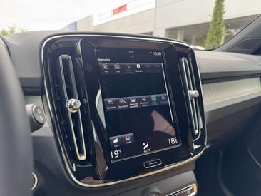 Volvo XC40 T4 Inscription — photo 14
