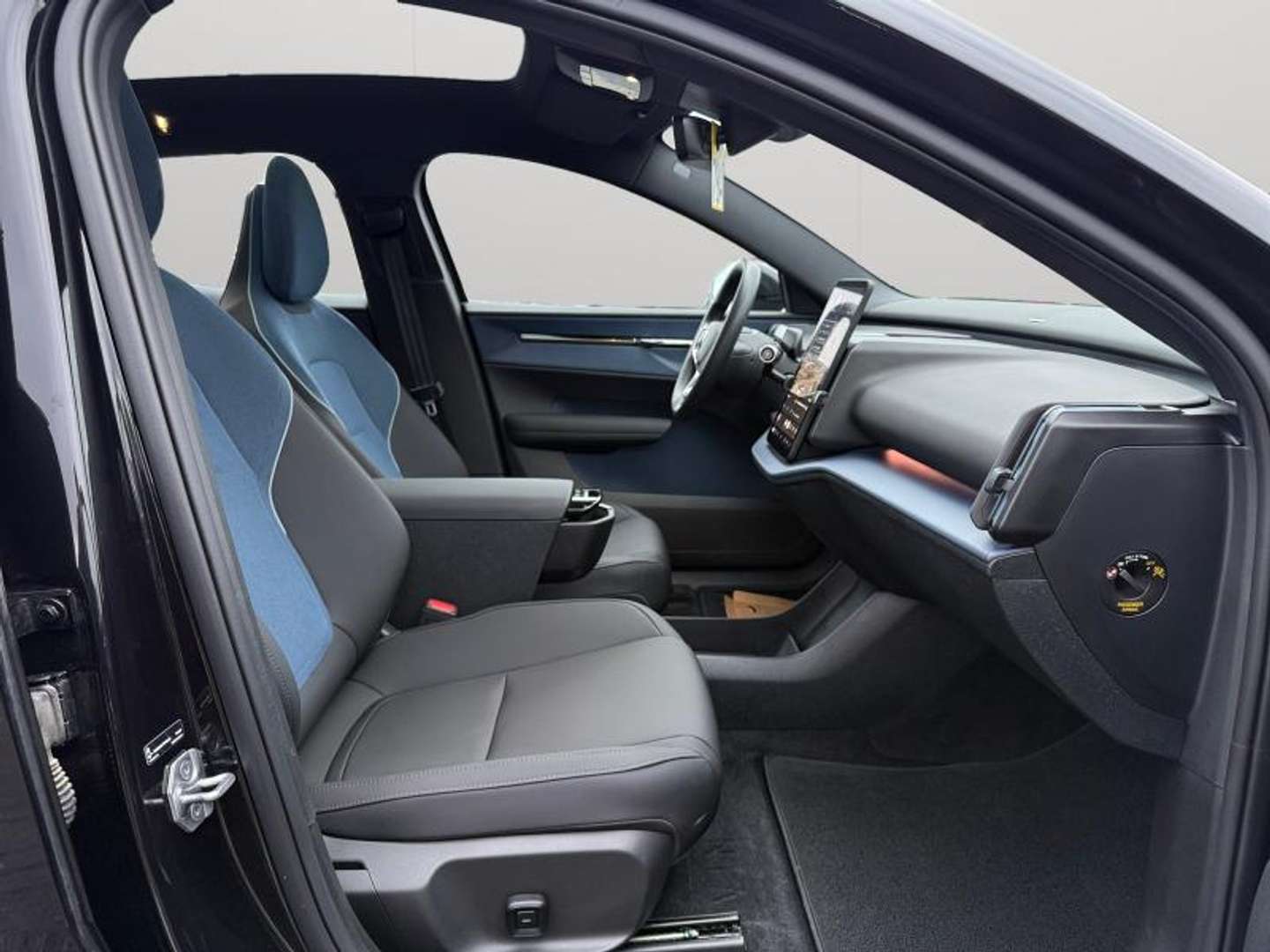 Volvo EX30 Recharge Ultra - 2024 - Joinsteer - #15