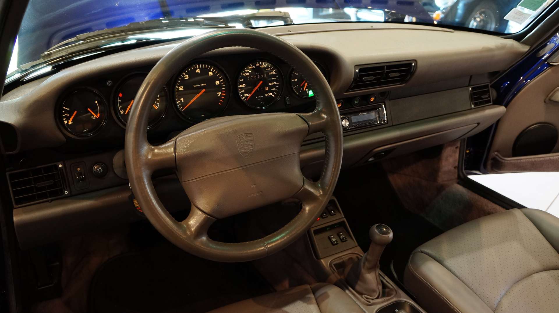 Porsche 993 Carrera 2 - 1993 - Joinsteer - #35