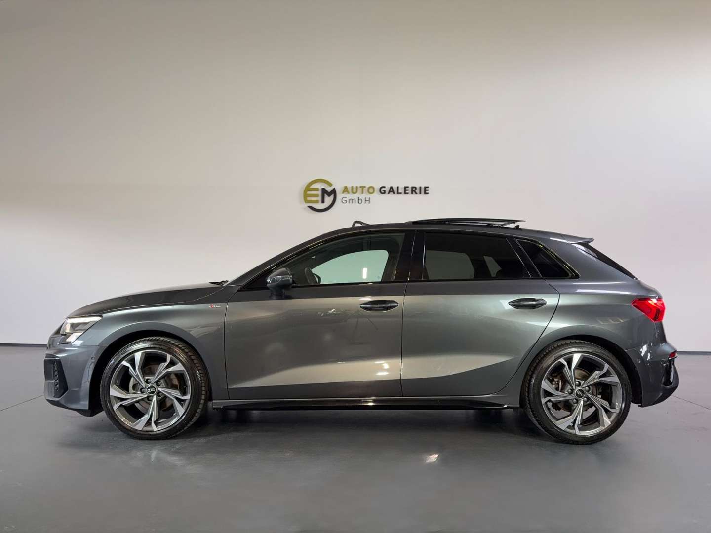 Audi A3 Sportback S Line 35 TFSI - 2023 - Joinsteer - #2