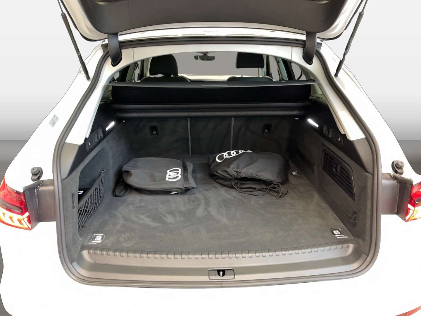 Audi A6 S Line 55 TFSI E - 2024 - Joinsteer - #9